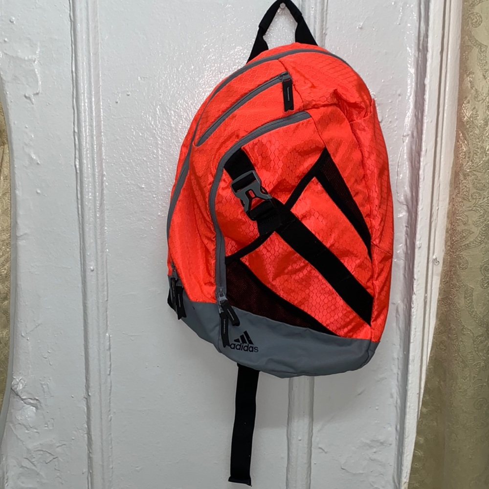 Adidas’s load spring backpack , with one sided strap , check pics for more info.